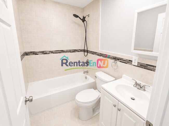 Photo - 78 Boylan St Unidad 2G