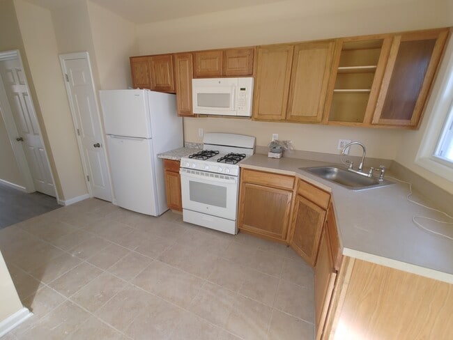 Photo - 186 Passaic St