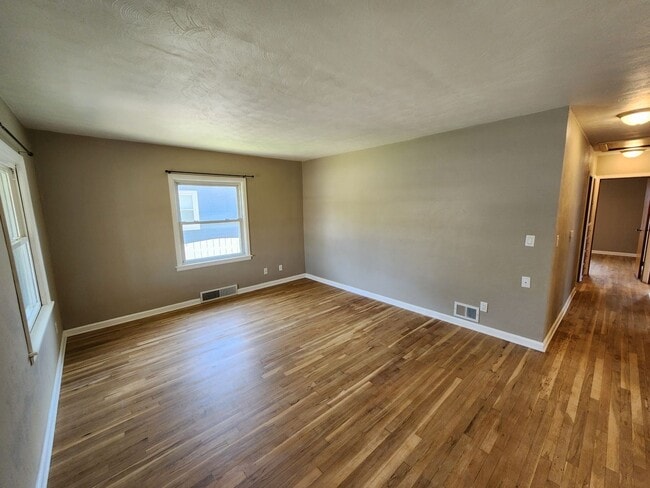 Photo - Great 3 Bedroom House