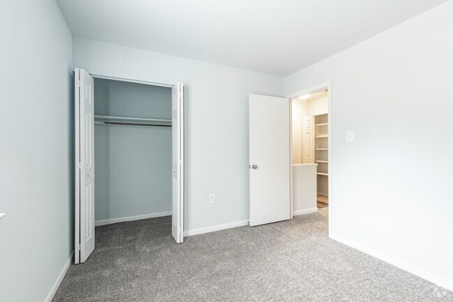2BR, 2BA