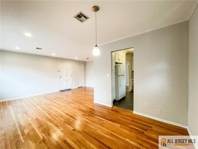 Photo - 2105 St Georges Ave Unit #2F