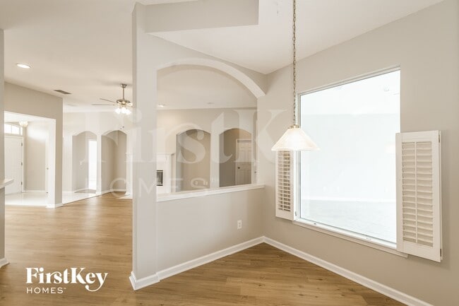 Photo - 1528 Walnut Creek Dr