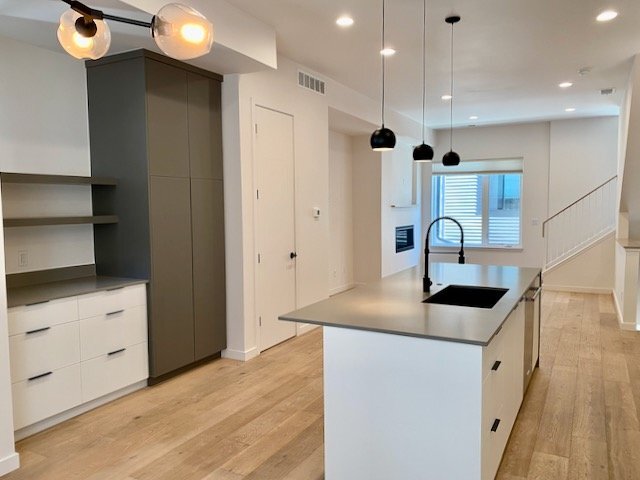 Photo - Apply Now!!  Newer Euro Inspired Townhome in Sloans Lake West Colfax District Unidad 3