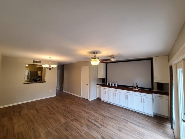 Photo - 5803 Doliver Dr Unidad 67