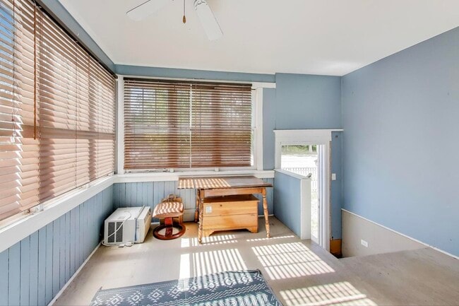 Photo - 2643 Poplar Ave