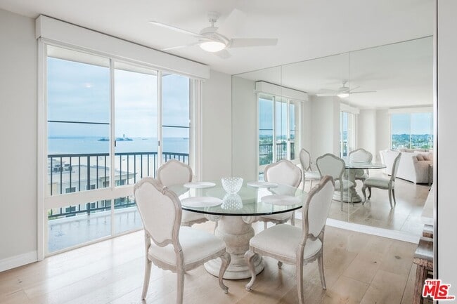 Photo - 850 E Ocean Blvd