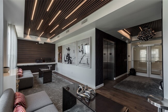 Photo - 206 McGowen St Unidad 3306