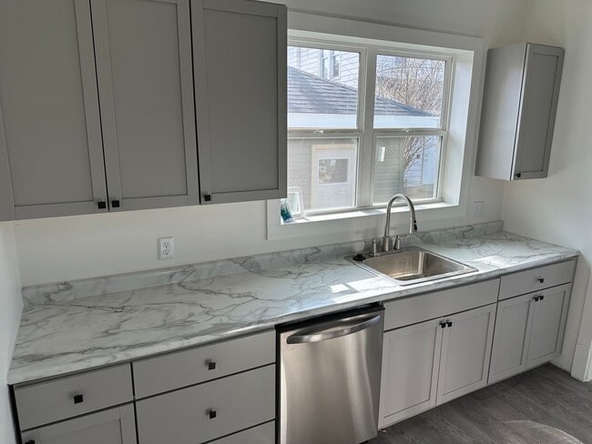 Photo - New Glory Unidad 516 N. 13th St