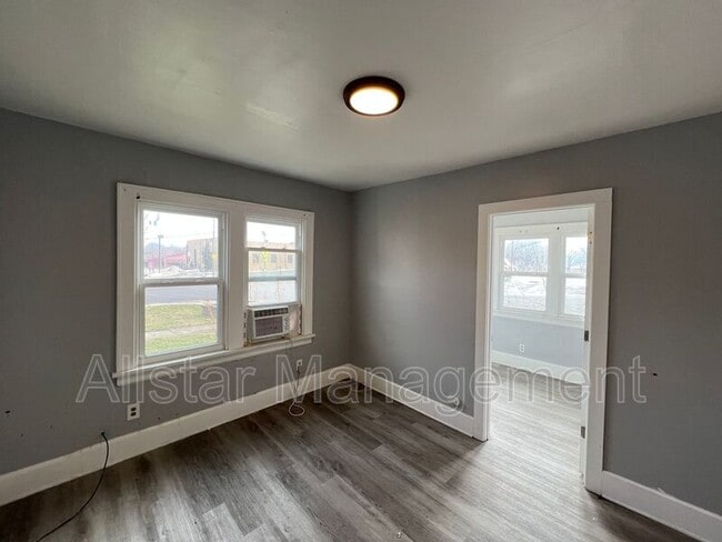 Photo - 539 E Cuyahoga Falls Ave Unit 1