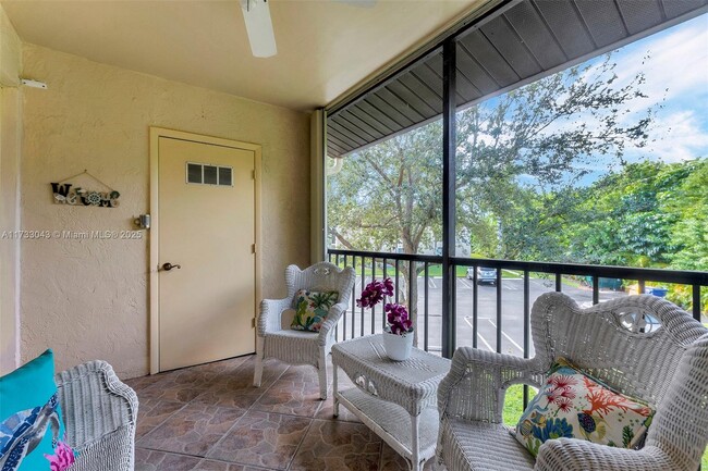 Photo - 442 Pine Glen Ln Unit D-2