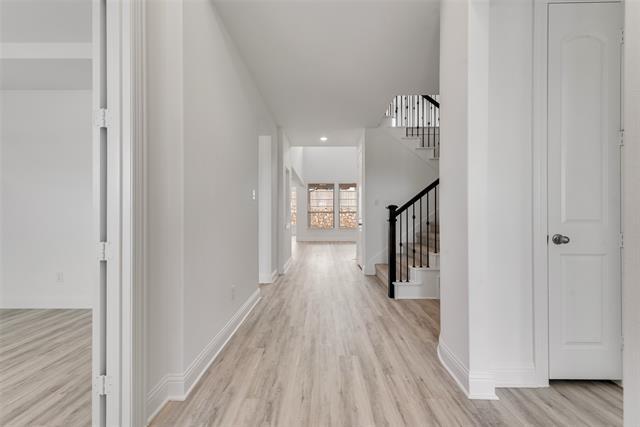 Photo - 409 Cottontail Ln
