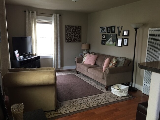 Photo - Adorable 1 bedroom house