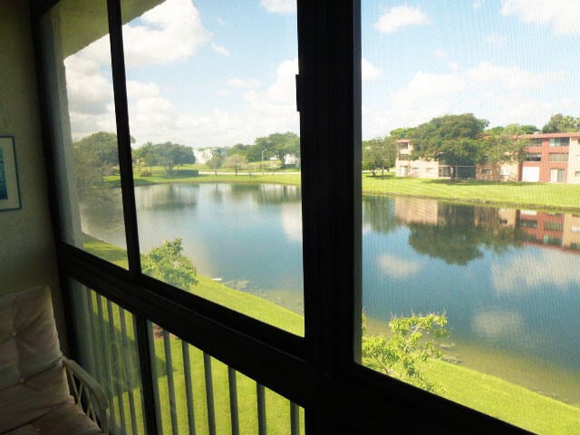 Building Photo - 5550 Witney Dr Unit 308 Rental
