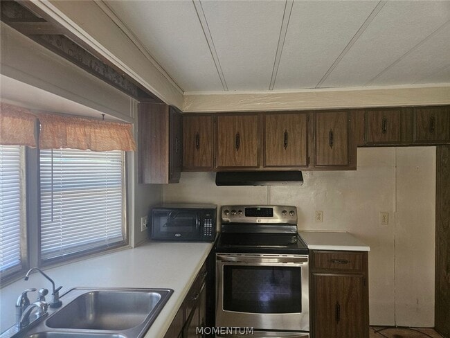 1435 Trane Rd