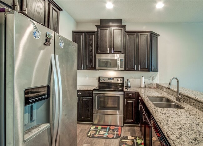 Building Photo - 1307 Mill Pond Ln Rental