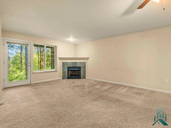 6298 SW Grand Oaks Dr