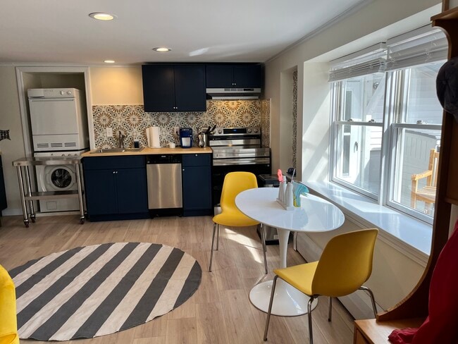 Photo - 10 Ox Point Dr Unit Apt. A