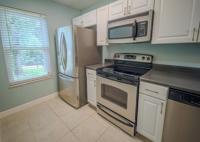 Photo - 650 Shadywood Ln