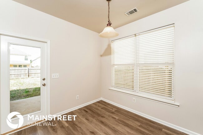 Photo - 260 Morning Mist Ln