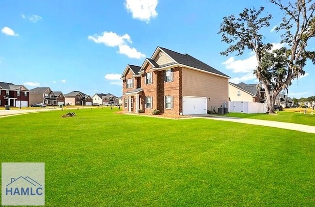 Photo - 763 English Oak Dr