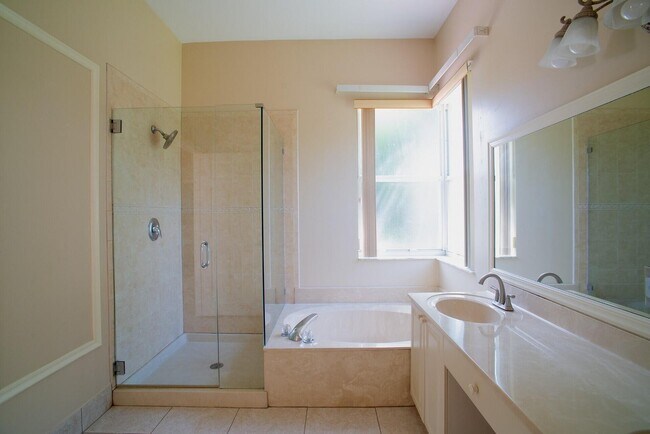 Photo - 7479 Ridgefield Ln