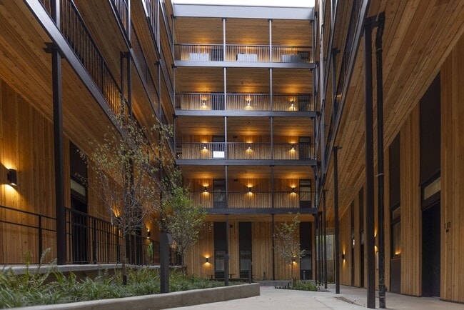 Building Photo - Brookland