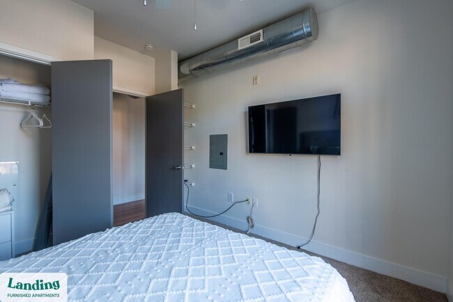 Photo - 1820 E Broad St Unidad 211-C.1412235