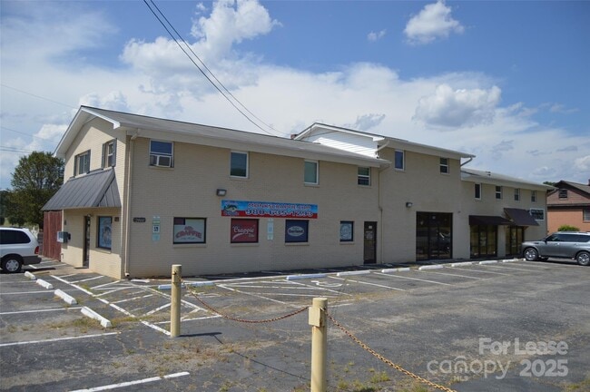 Building Photo - 2166 Old Mountain Rd Unit C