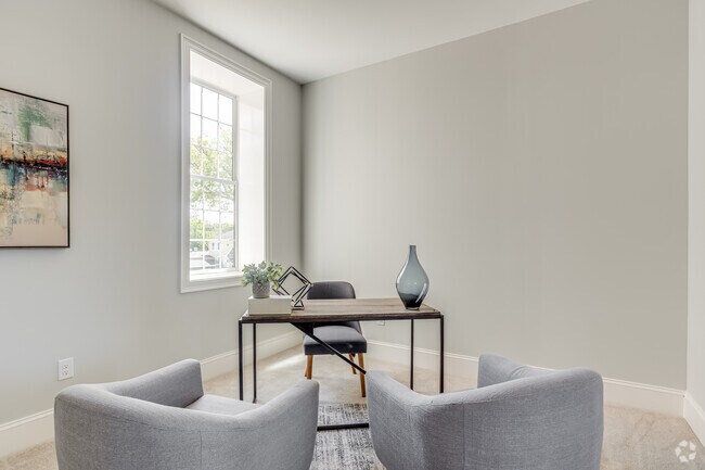 Oficina - Landmark Place 55+ Active Adult Community