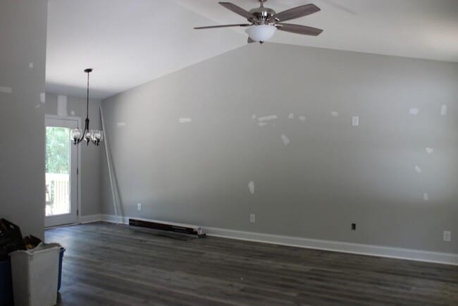 Photo - 183 Lakeview Terrace