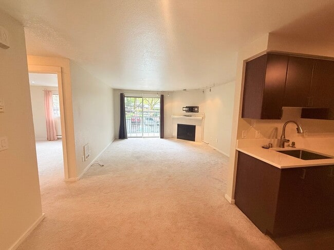 Photo - Gallery Condominiums - Downtown Kirkland Unit A204