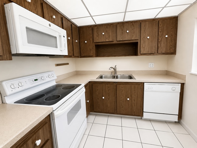Photo - "Experience Luxury Living: Spacious 2-Bed, 2-Bath Condo in North Palm Beach!" Unidad APT 217