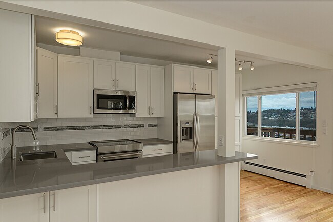 Photo - 2563 13th Avenue West Apartment