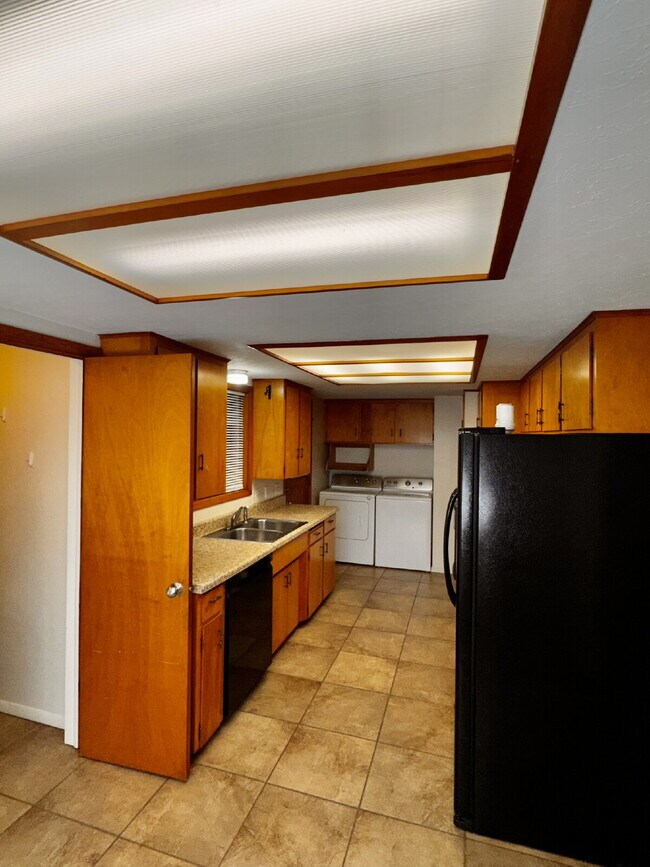 Photo - 9108 Bluff Dr