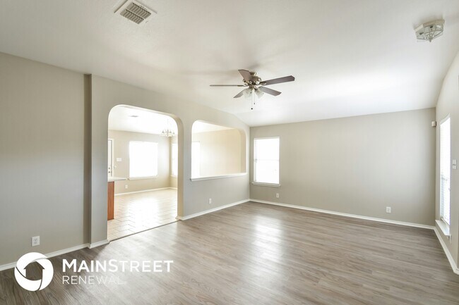 Photo - 7410 Great Lakes Dr