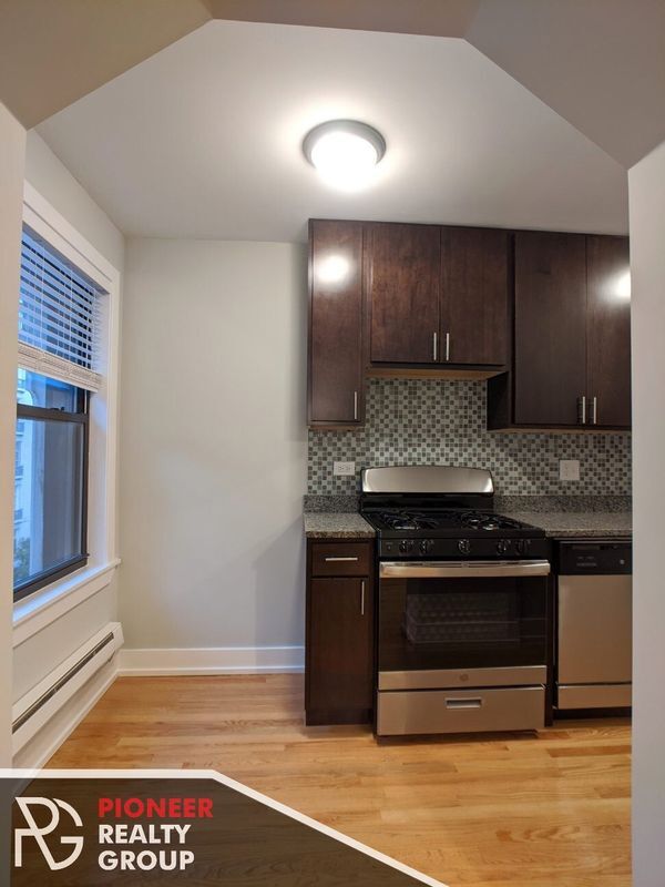 Photo - 425 W Roscoe St Unit 504