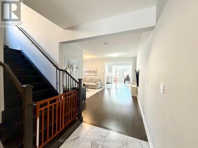 Photo - 362 Kirkham Dr