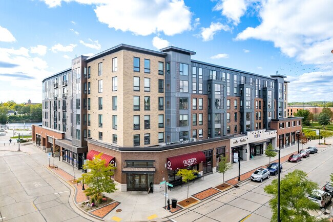 Photo - Haymarket Landing Apartments