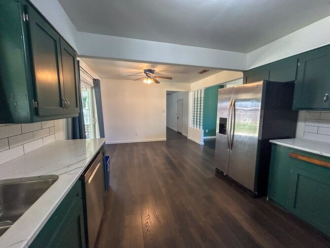 Photo - 6762 Riverside Dr