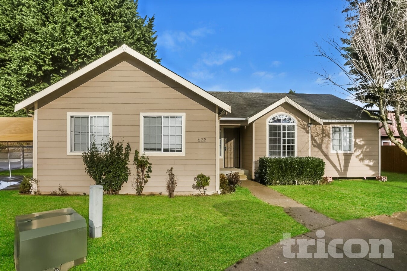 Photo - 622 6th Ave S