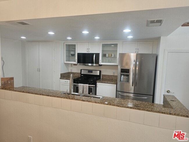 Photo - 506 S Grevillea Ave Unidad 5