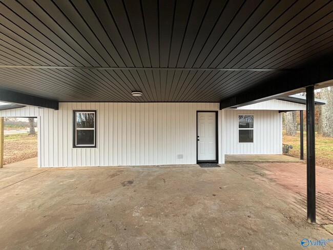 Photo - 20695 Huntsville Brownsferry Rd House
