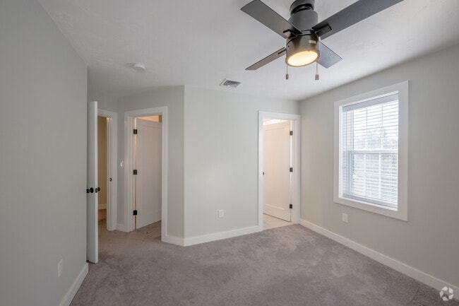 3BR, 2.5BA - 1,428SF - Primary Bedroom