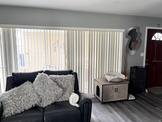 Photo - 4940 Shell Stream Blvd