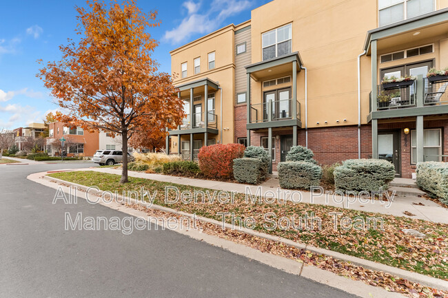 Photo - 2869 Syracuse Ct Townhome