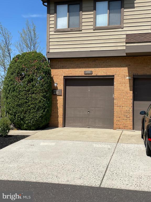 Photo - 1005 Augusta Cir Townhome