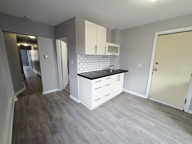 Photo - 140 Adelaide St Unité 3