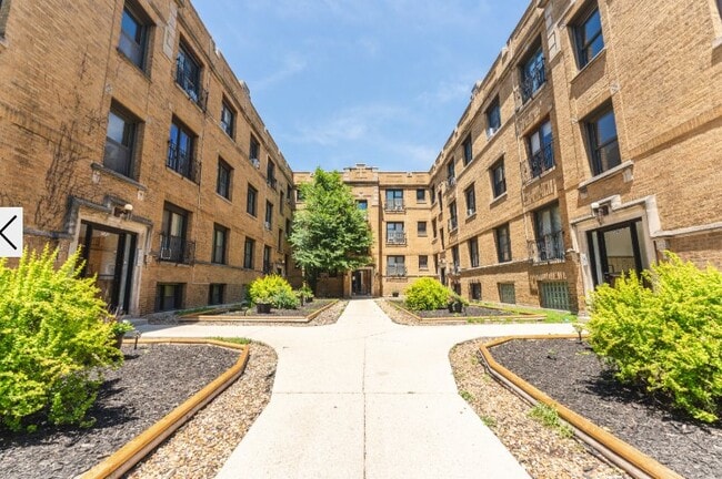 Photo - 726 W Roscoe St Unidad 1
