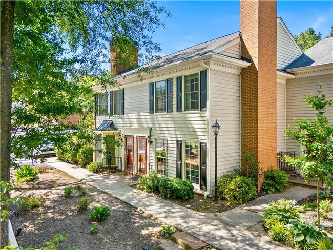 Photo - 46 Mt Vernon Cir