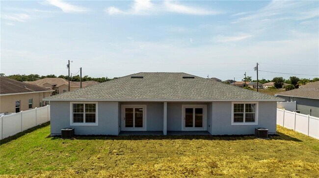 Photo - 875 Colville Dr